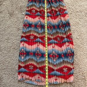 Cambridge Dry Goods maxi skirt, pleated, worn once. Vintage. Pet & smoke free